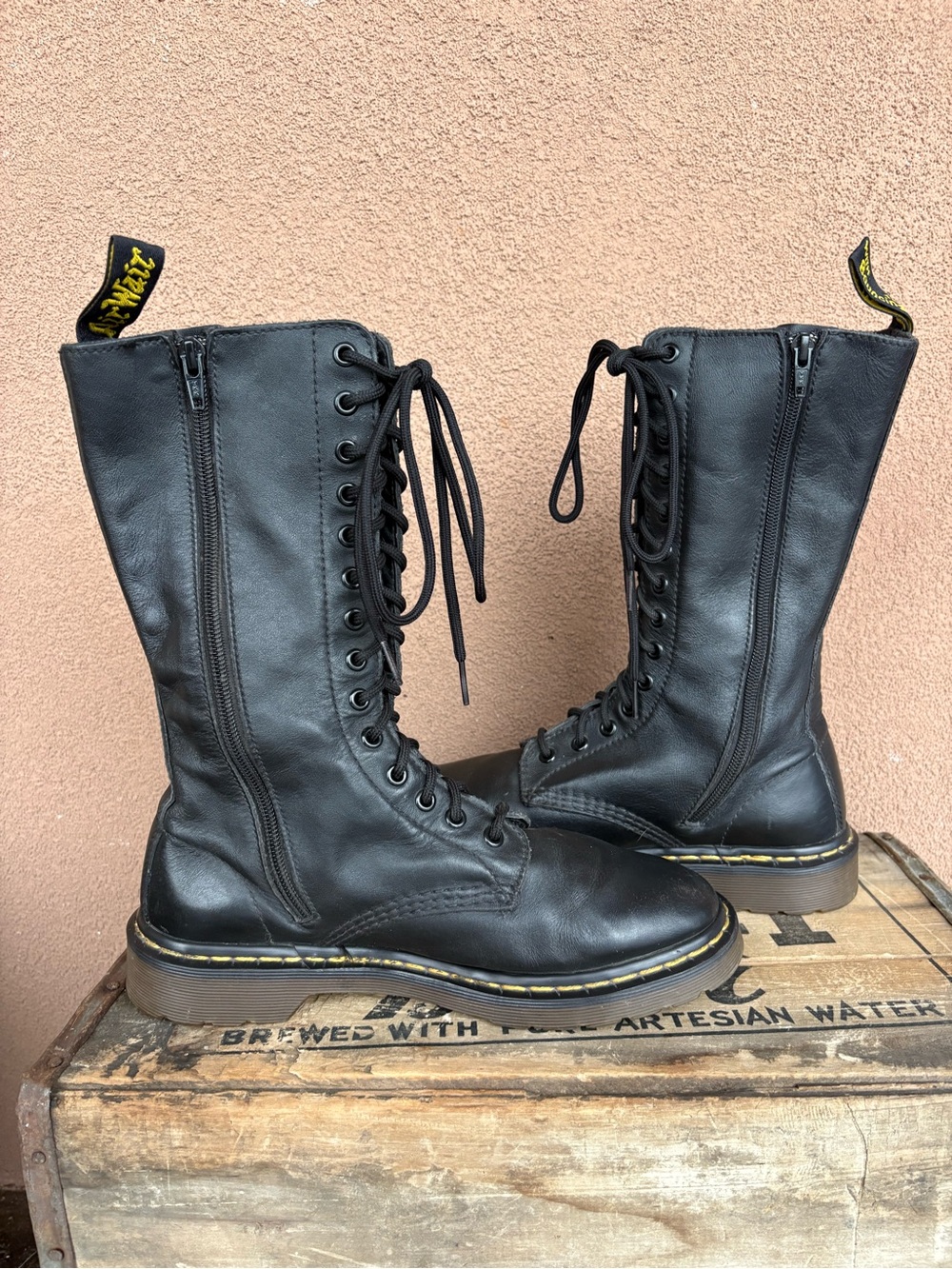 Dr.Martens Vonda 1914 Embroidered Rose Combat Boot - Picture 8 of 12